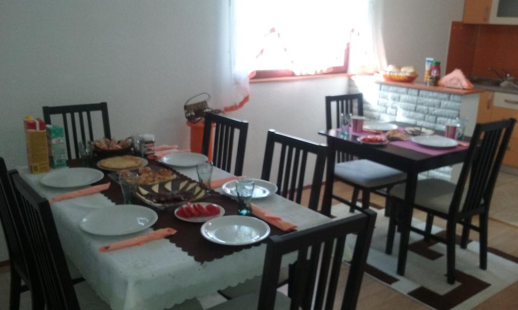 Apartment Melissa Rakovica Buitenkant foto
