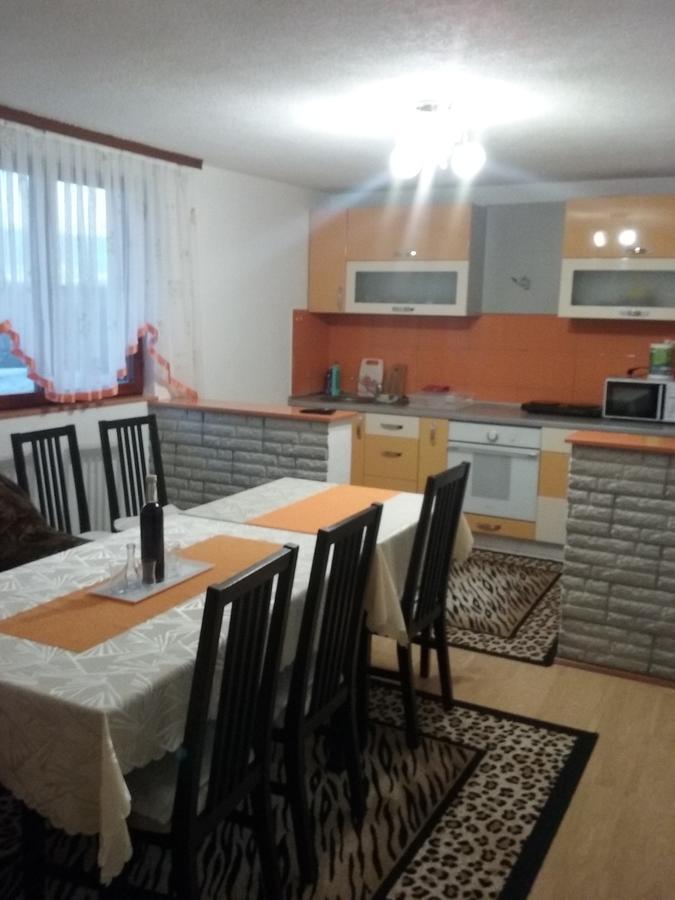 Apartment Melissa Rakovica Buitenkant foto